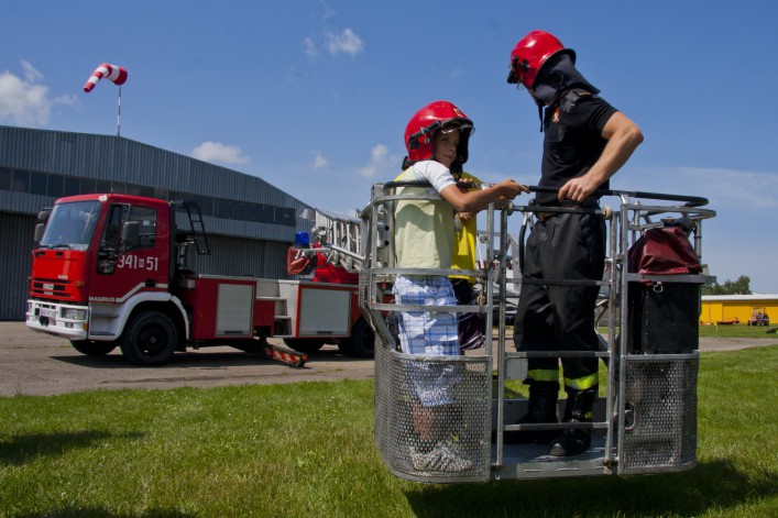 Piknik lotniczy dla całych rodzin - nasza relacja foto