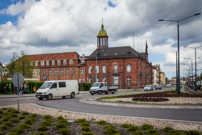 zespół poczty, pl. Słowiański 1-3, 1887-1926, nr rej.: 324/94 z 15.02.1994