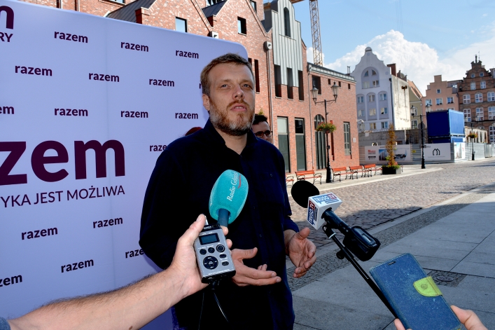 Adrian Zandberg w Elblągu: ”Chcemy naprawdę bezpłatnej edukacji”