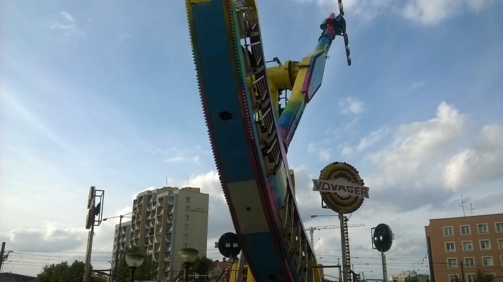 Atrakcja w centrum miasta. Lunapark Bajka już funkcjonuje
