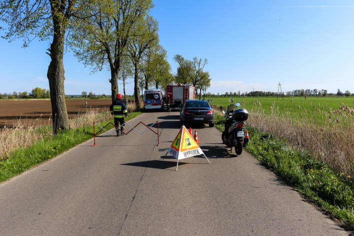 Autobus wypadł z drogi. 8 osób rannych