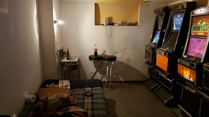 Automaty do gier zabezpieczone – policjanci weszli do nielegalnego salonu gier