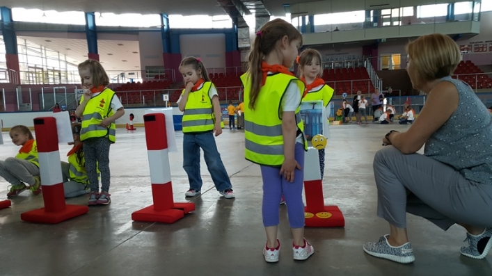 AUTORIADA dla przedszkolaków z udziałem elbląskich mundurowych 