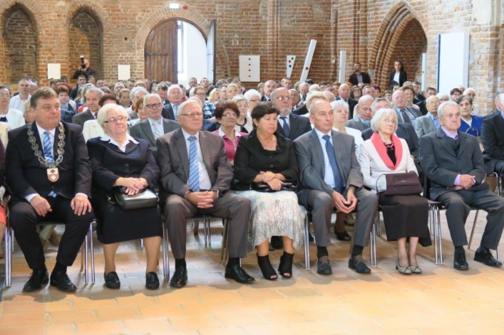 Aż 30 par uroczyście świętowało w Galerii El jubileusz 50-lecia zawarcia związku małżeńskiego (+ zdjęcia)