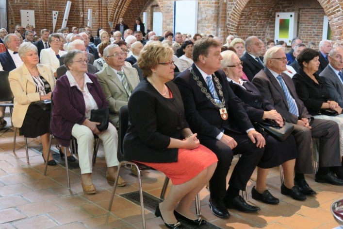 Aż 30 par uroczyście świętowało w Galerii El jubileusz 50-lecia zawarcia związku małżeńskiego (+ zdjęcia)