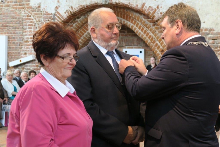 Aż 30 par uroczyście świętowało w Galerii El jubileusz 50-lecia zawarcia związku małżeńskiego (+ zdjęcia)