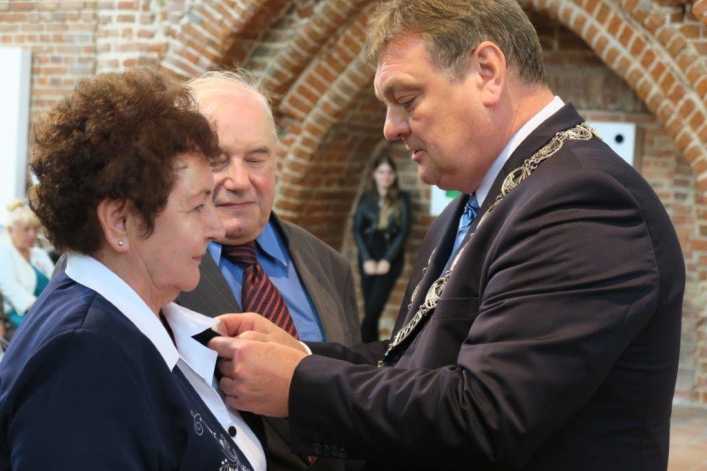 Aż 30 par uroczyście świętowało w Galerii El jubileusz 50-lecia zawarcia związku małżeńskiego (+ zdjęcia)