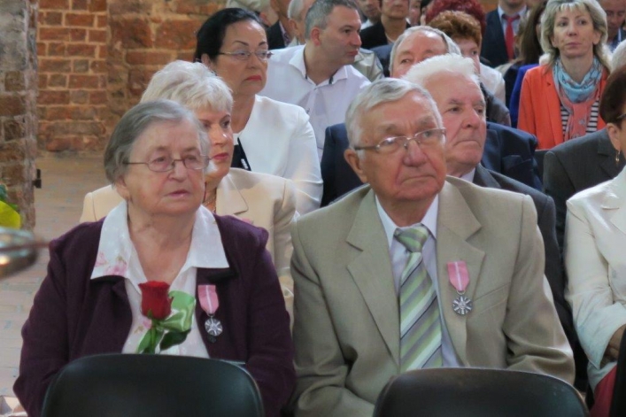 Aż 30 par uroczyście świętowało w Galerii El jubileusz 50-lecia zawarcia związku małżeńskiego (+ zdjęcia)