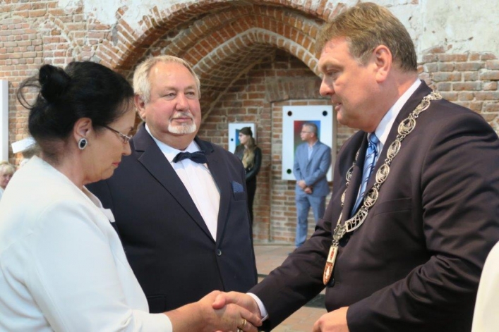 Aż 30 par uroczyście świętowało w Galerii El jubileusz 50-lecia zawarcia związku małżeńskiego (+ zdjęcia)