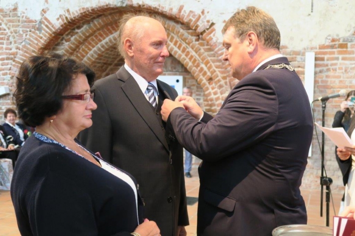 Aż 30 par uroczyście świętowało w Galerii El jubileusz 50-lecia zawarcia związku małżeńskiego (+ zdjęcia)