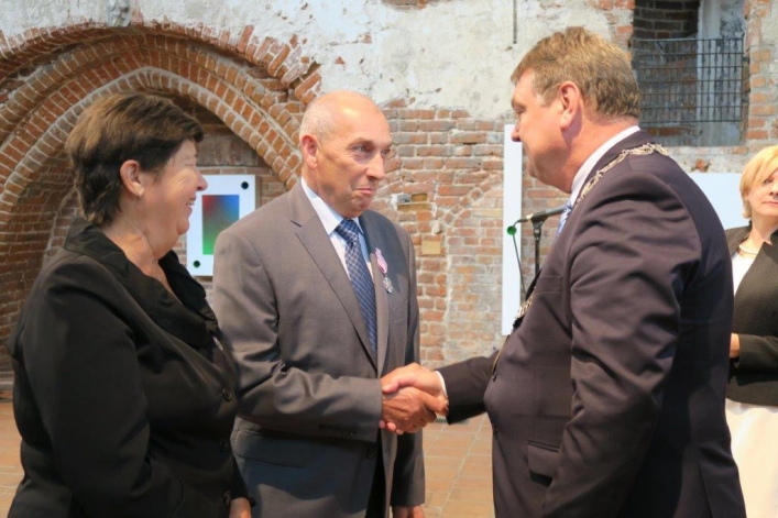 Aż 30 par uroczyście świętowało w Galerii El jubileusz 50-lecia zawarcia związku małżeńskiego (+ zdjęcia)