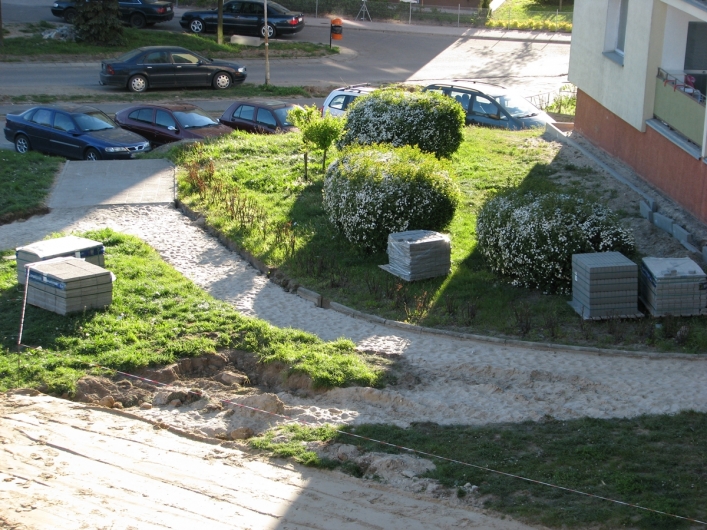 Będzie nowe boisko, parking i plac zabaw