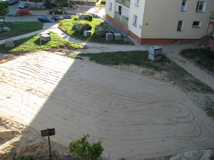 Będzie nowe boisko, parking i plac zabaw