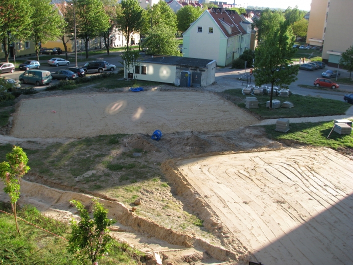 Będzie nowe boisko, parking i plac zabaw
