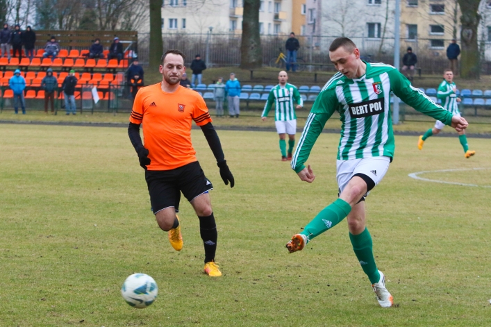 Bezbramkowo na inaugurację przy Krakusa (+ foto)