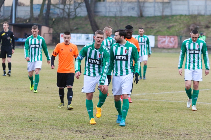 Bezbramkowo na inaugurację przy Krakusa (+ foto)