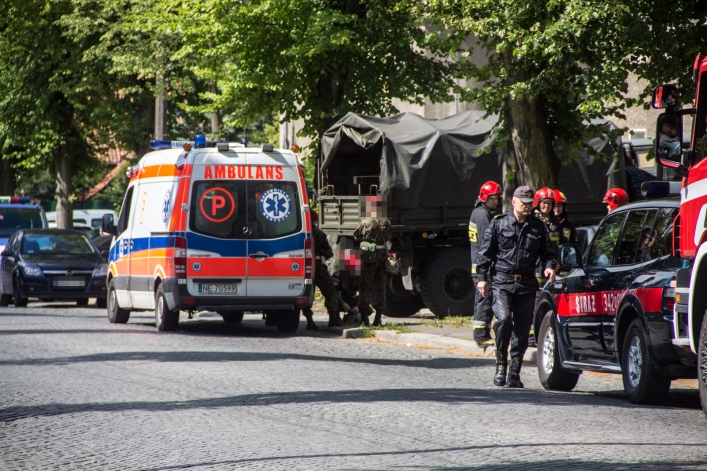 Bomba przy Królewieckiej? Wojsko zamyka ulicę i sprawdza swoje budynki