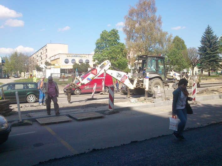 Budowa i chaos. Czy Nowowiejska powinna być zamknięta na czas remontu?
