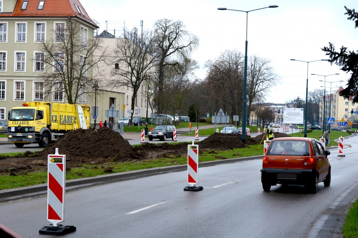 Budowa torowiska i trakcji tramwajowej rozpoczęta (+foto)