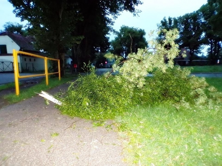 Burza nad powiatem. Dzięki współpracy z Info Meteo Elbląg publikujemy zdjęcia!