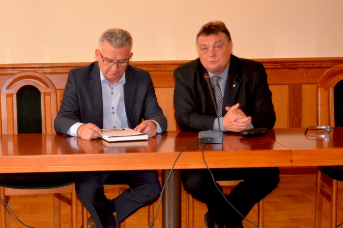 Burzliwa debata w sprawie powstania nowego źródła ciepła w Elblągu. Nie ma konsensusu