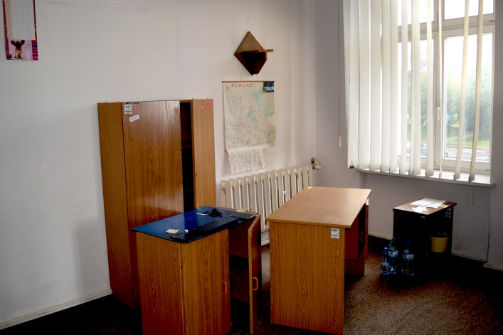 Były budynek UKS-u przy Garbary będzie remontowany. Trwa opróżnianie pomieszczeń