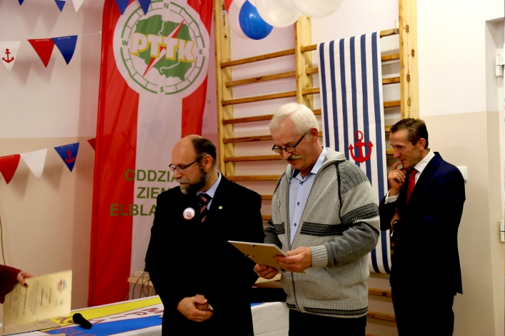 Były łzy radości i wzruszenia. Sekcja kajakowa Olimpii Elbląg uroczyście zakończyła sezon