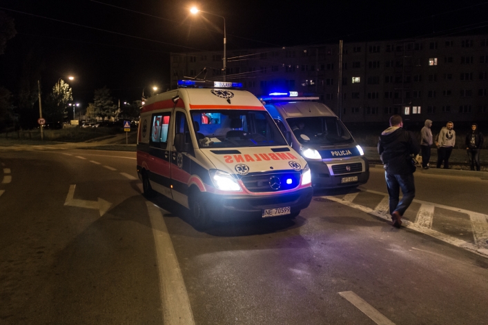Centrum Elbląga: pijany 23-latek uderzył w słup