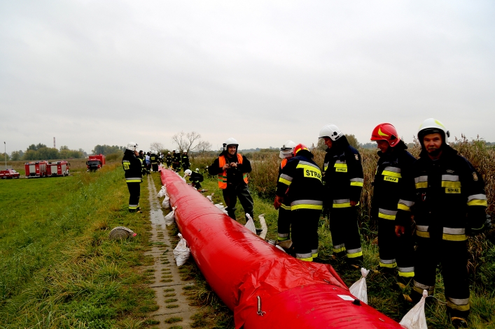 Cofka może przyjść w każdej chwili. Strażacy walczyli z zagrożeniem