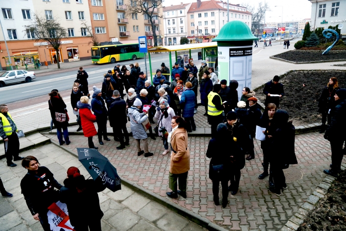 Czarny marsz przeszedł ulicami Elbląga