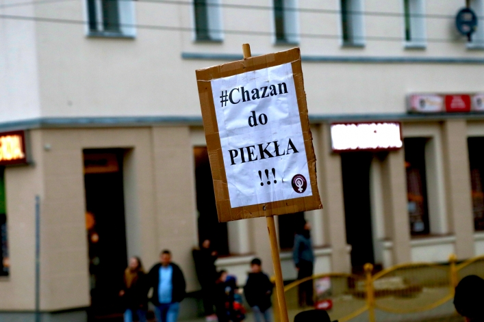 Czarny marsz przeszedł ulicami Elbląga