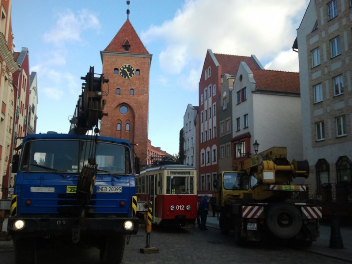 Czerwony tramwaj odjechał do zajezdni. Wróci za rok