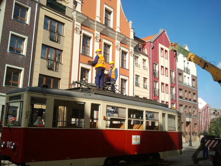 Czerwony tramwaj odjechał do zajezdni. Wróci za rok