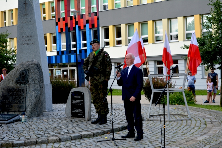 "Cześć i chwała Bohaterom!" Elblążanie uczcili pamięć Powstańców Warszawskich (+ zdjęcia)