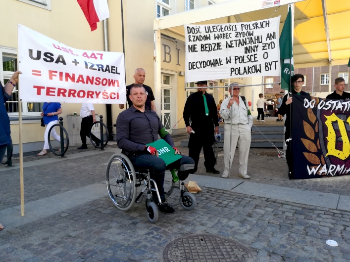 Członkowie elbląskiego oddziału ONR-u demonstrowali w Olsztynie 