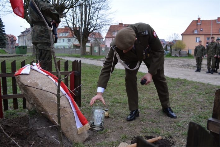 Dąb pamięci w nowej jednostce
