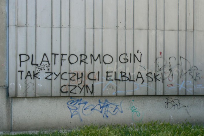 Daj znać. Chuligańskie wybryki czy brutalna walka polityczna
