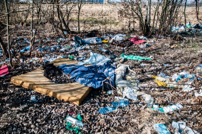 Wysypisko śmieci na Modrzewinie