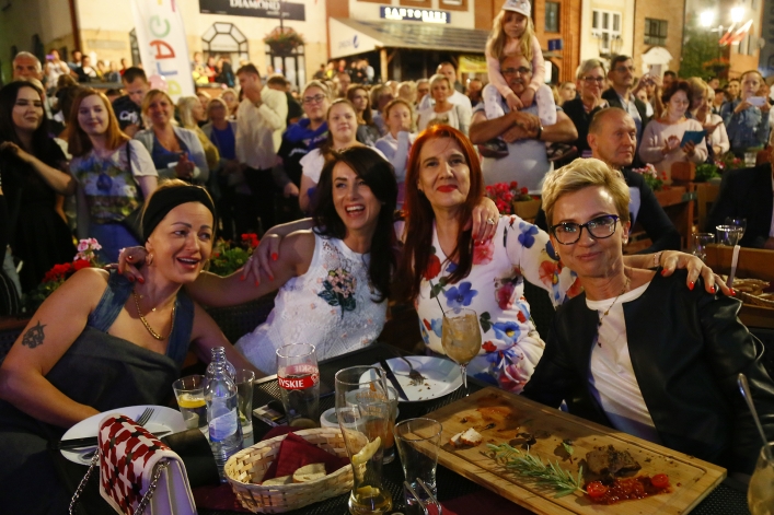 DeDe Negra i Gosia Andrzejewicz ożywiły elbląską starówkę