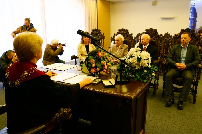 Diamentowe gody Państwa Haliny i Ignacego Gołotów. 60-lecie zawarcia związku małżeńskiego