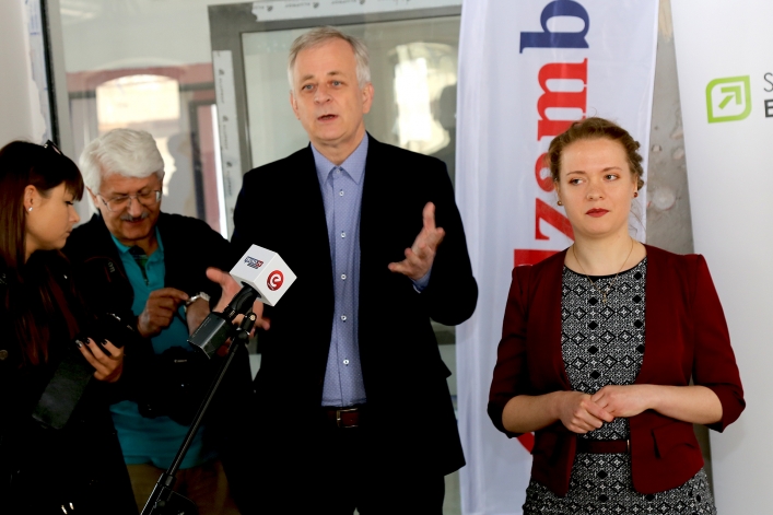 Dom pod Cisem. Trwają prace wykończeniowe