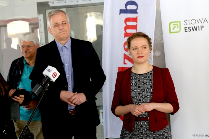 Dom pod Cisem. Trwają prace wykończeniowe