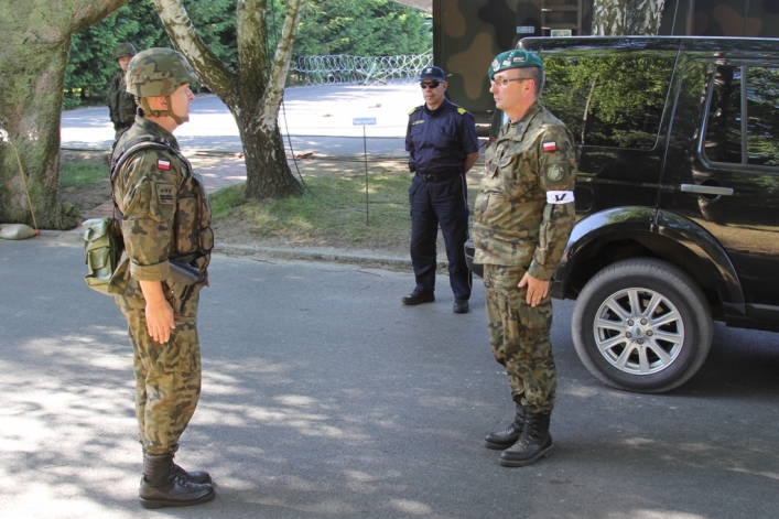 Dowódca Operacyjny RSZ na SD 16 PDZ.