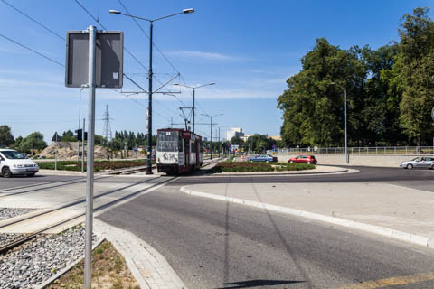 Dwa nowe ronda dwupasmowe w Elblągu. Jak się po nich poruszać?