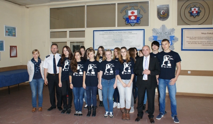 Dzieci i młodzież odwiedziły elbląską komendę Policji