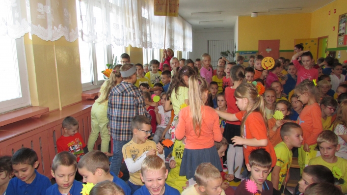 Dzieci z SP 11 zarażają uśmiechem