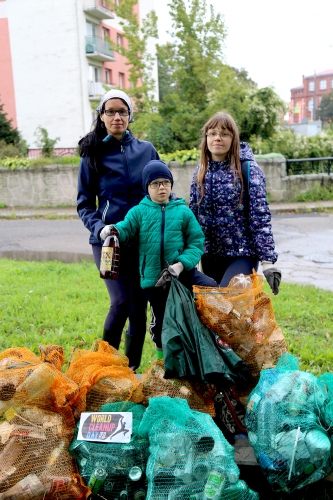 Dzień Sprzątania Świata w Elblągu. Z terenów przy Kumieli uprzątneliśmy ok. 100 kg śmieci!
