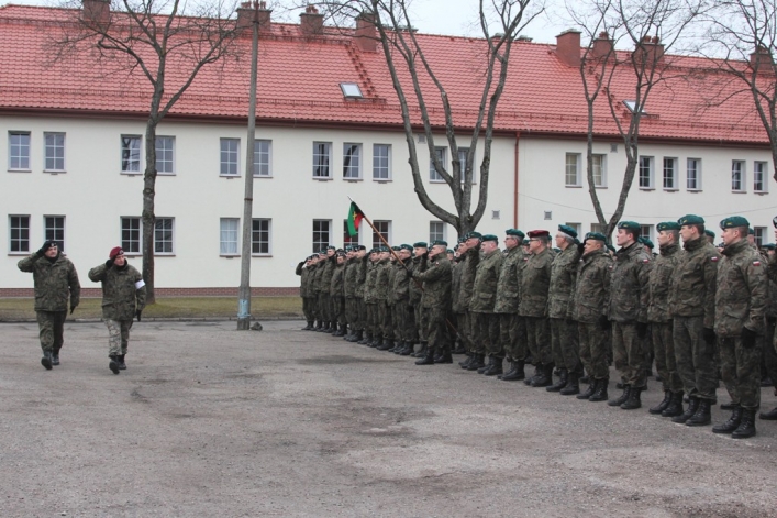 DZIK – 16 rozpoczął szarżę