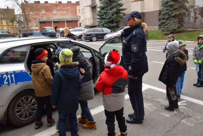 Elbląg. Dzieci odwiedziły elbląską komendę policji