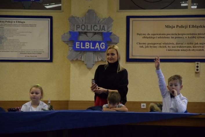 Elbląg. Dzieci odwiedziły elbląską komendę policji